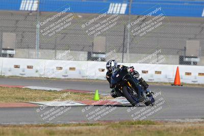 media/Nov-26-2022-Fastrack Riders (Sat) [[b001e85eef]]/Level 3/Session 3 Outside Turn 9/